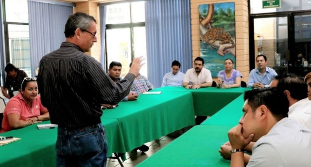 Semahn capacita a municipios en manejo de residuos sólidos