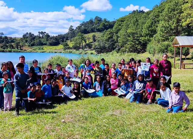 Gallineta viajó al Parque Nacional Lagunas de Montebello en busca de la niñez de la Meseta Comiteca-Tojolabal