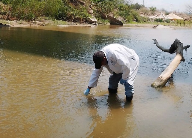 Realiza Semahn monitoreo de cuerpos hídricos de Chiapa de Corzo