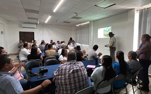  Semahn y la Coordinación de Agentes Municipales se unen por un Tuxtla más Verde