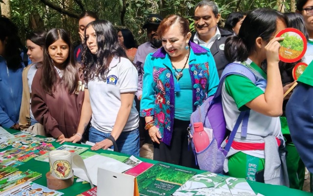 Feria "Con Conciencia Ambiental en la Nueva ERA": Un Espacio para Sembrar Futuro