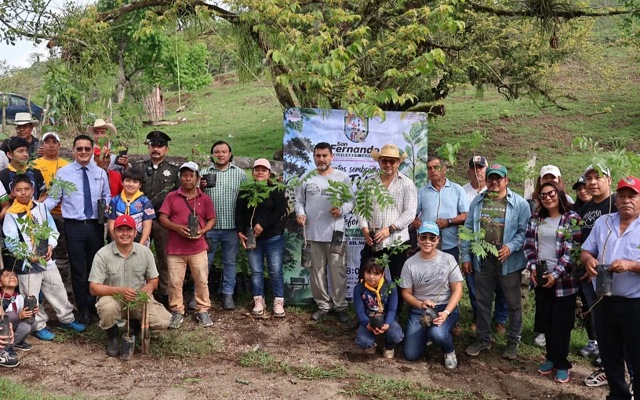 Generar oportunidades, despertar conciencias y sembrando futuro desde las microcuencas de Chiapas