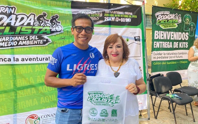 Entrega de algunos kits para la Primera Gran Rodada Ciclista “Guardianes del Medio Ambiente”.